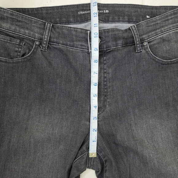 Chico’s jeans women's size 14 short black wash with fading straight leg stretch - Picture 5 of 11